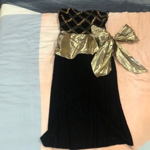 Vintage 80’s velvet dress
